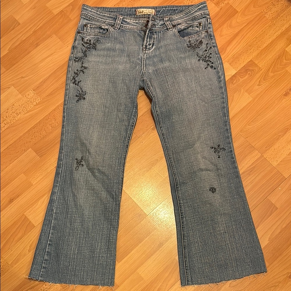 Vintage L.e.i Women's Blue embroidered Jeans
